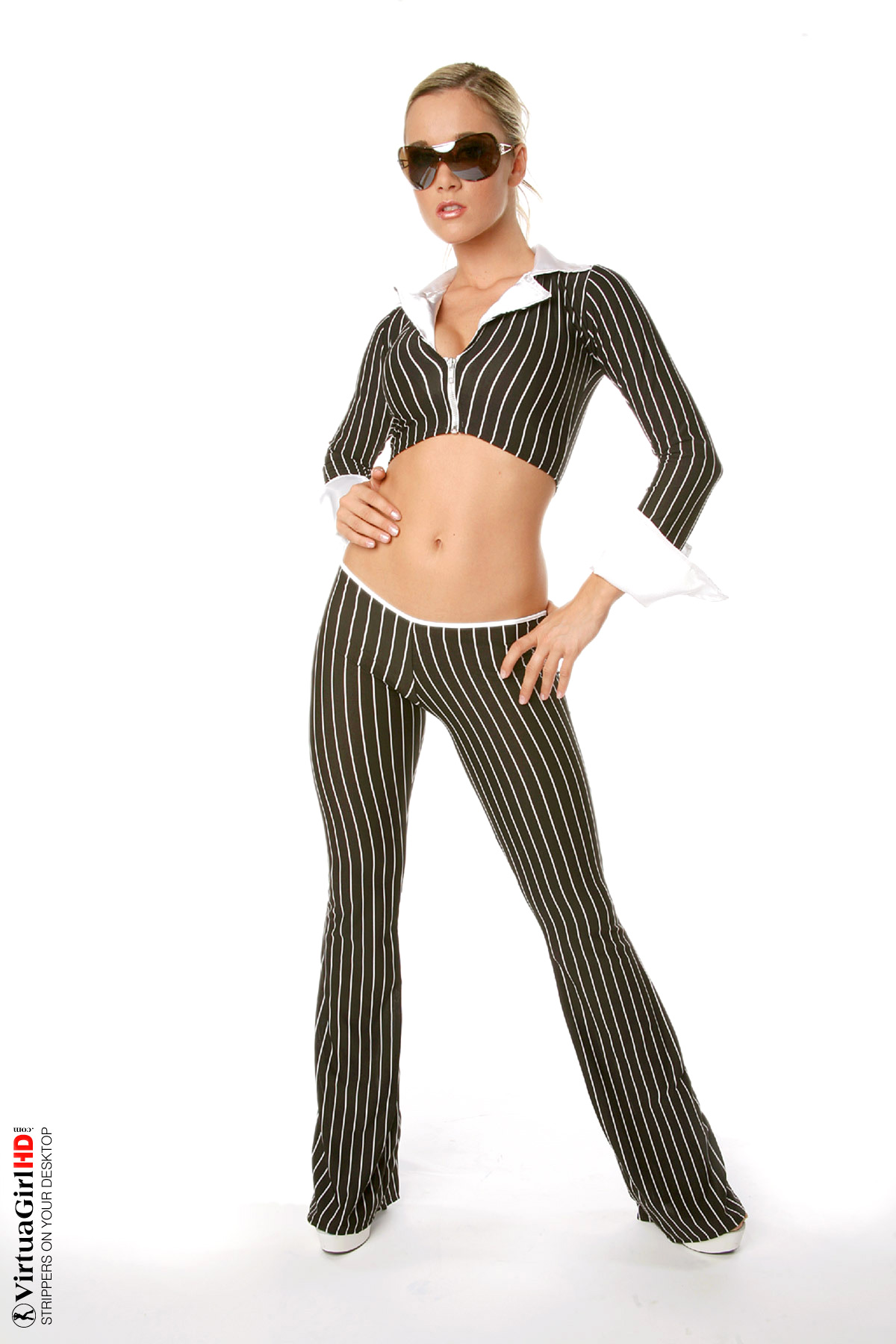 Jana H - 000.jpg